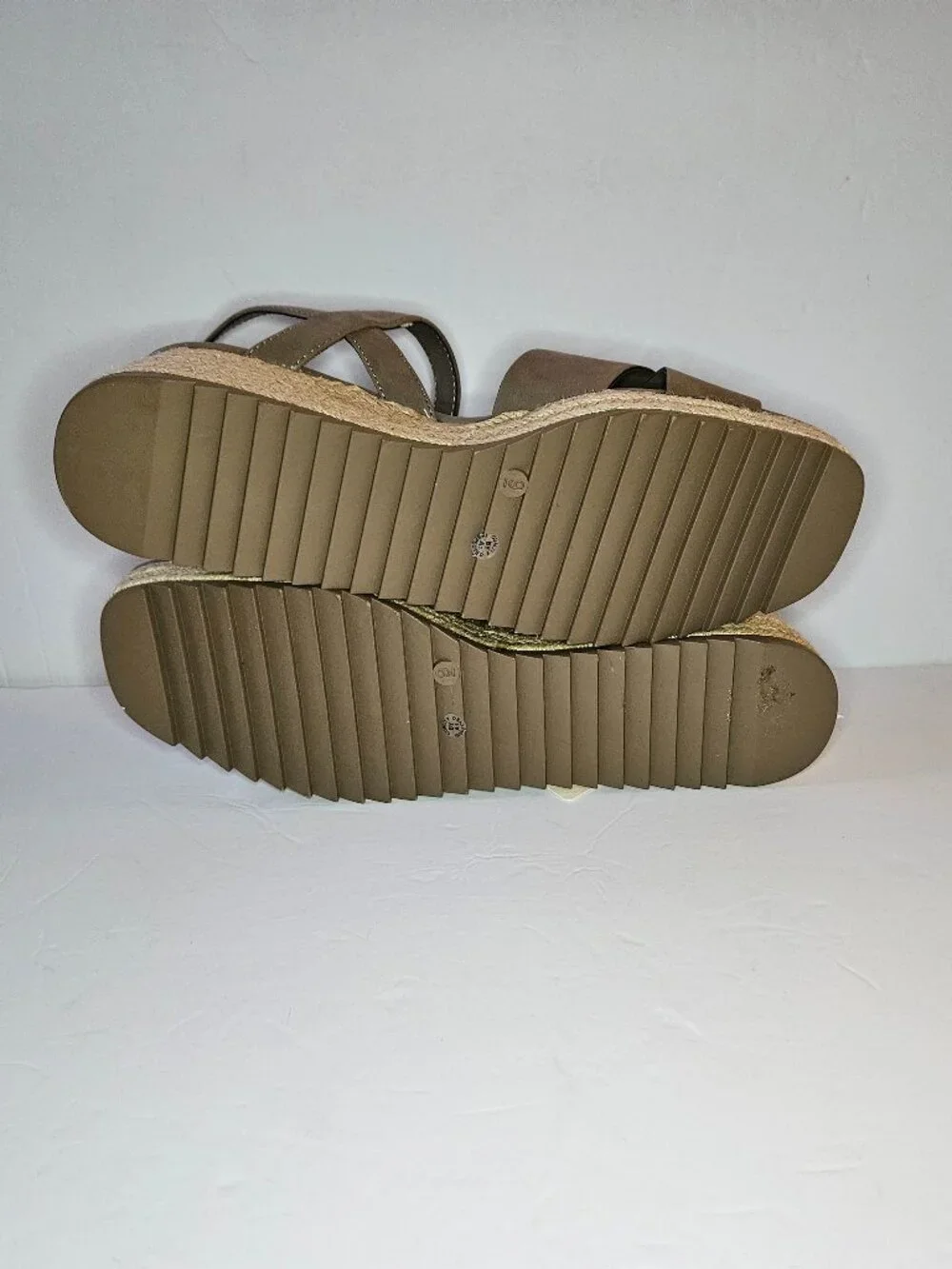 a.n.a Taupe Espadrille Platform Sandals Size 9